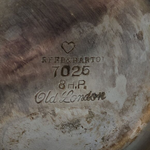 Vtg Reed Barton Old London 7025 Water Pitcher Sliver Plated 8 HP 8.5" x 9.5" - Picture 7 of 13